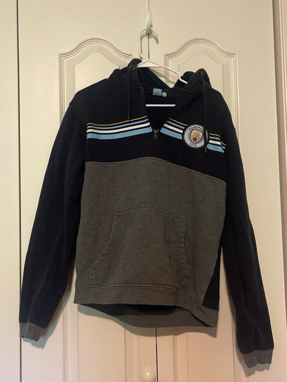 Manchester City Men’s Navy and Gray Pullover Hoodie